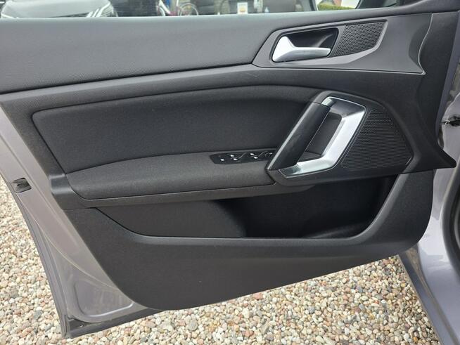 Peugeot 308 SW 1.6 120ps HDI Led Navi Alusy Automat LIFT