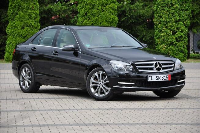 Mercedes C 200 1,8Benz 183KM Avantgarde Xenon Skóry Navi H&K Alufelgi PDC Super Stan