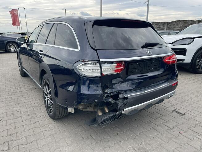 Mercedes E 400 Allterrain 4Matic Pamięć Panorama Pneumatyka 340KM