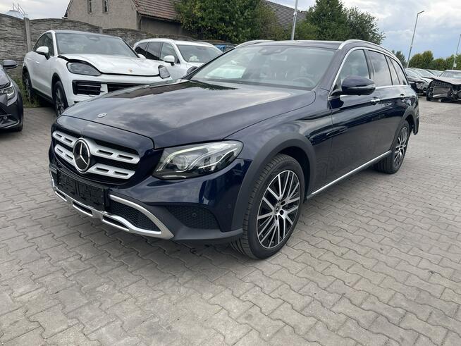 Mercedes E 400 Allterrain 4Matic Pamięć Panorama Pneumatyka 340KM