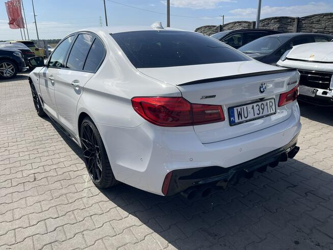 M550i XDrive Mpakiet Kamery360 Skóra Harman Pamięć