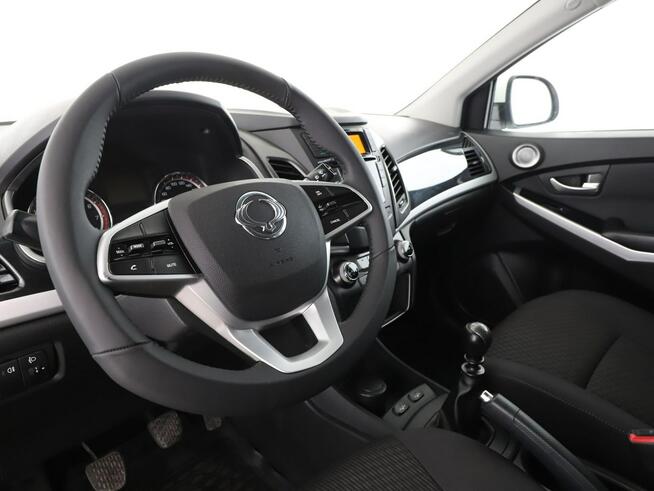 SsangYong Korando klimatyzacja multifunkcja czujniki parkowania hak