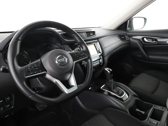 Nissan X-Trail automat navi klima auto grzane fotele panorama czujniki parkowania