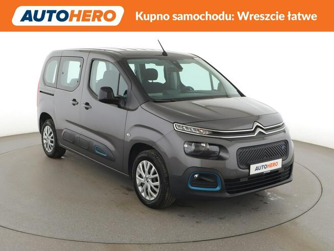 Citroen Berlingo EV klimatyzacja czujniki parkowania multifunkcja