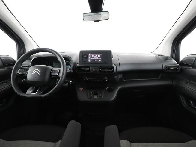 Citroen Berlingo EV klimatyzacja czujniki parkowania multifunkcja