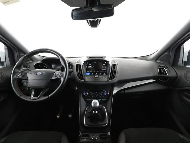 Ford Kuga skóra/alcantara bi-xenon navi grzane fotele klima auto grzana kierowni