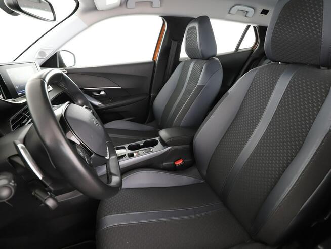 Peugeot 2008 Allure automat virtual kamera tempomat LED