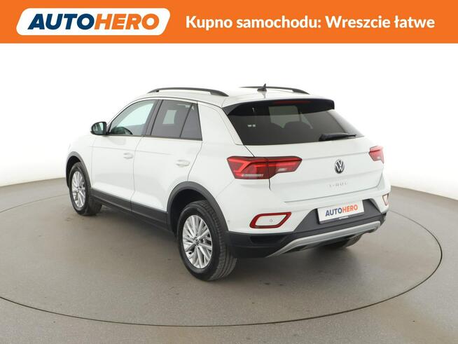 Volkswagen T-Roc full LED virtual cocpit klima auto grzane fotele czujniki parkowania