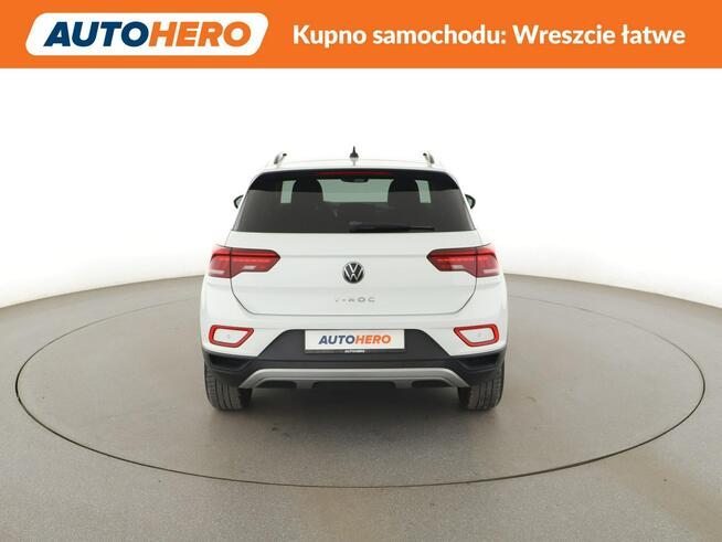 Volkswagen T-Roc full LED virtual cocpit klima auto grzane fotele czujniki parkowania