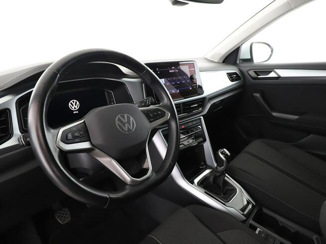 Volkswagen T-Roc full LED virtual cocpit klima auto grzane fotele czujniki parkowania