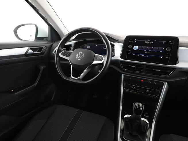 Volkswagen T-Roc full LED virtual cocpit klima auto grzane fotele czujniki parkowania