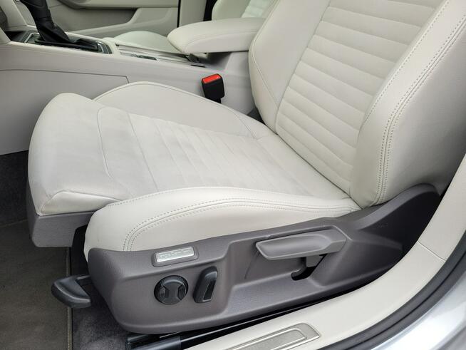 Volkswagen Passat fv23%/200KM/Automat/68 tys km przebiegu/12 msc gwarancji