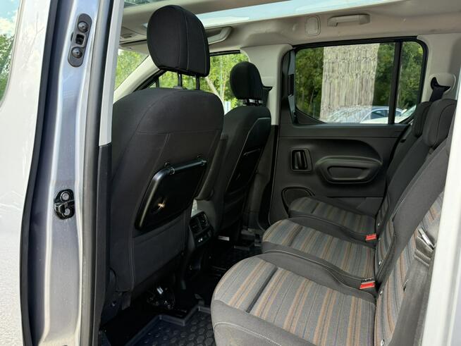 Opel Combo 1.5 CDTI Elite 102kM! Panorama dach! Podgrzewane fotele! HAK!