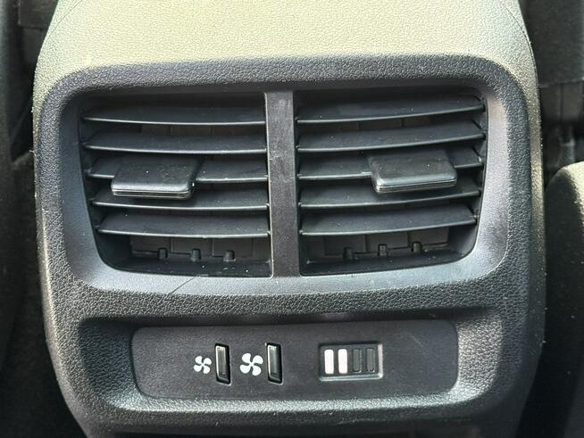 Opel Combo 1.5 CDTI Elite 102kM! Panorama dach! Podgrzewane fotele! HAK!