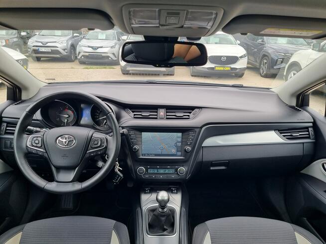 Toyota Avensis Lift Serwis LED Bixenon Panorama Navi Kamera Climatronic Gwarancja!