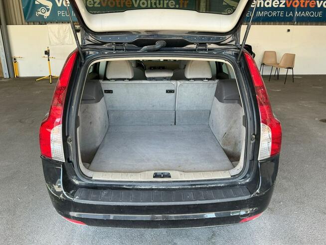 Volvo V50 Po podwójnym liftingu, alufelgi, klimatronik, isofix, jasne wnętrze