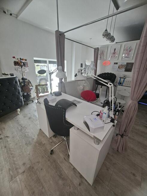 Gotowy salon fryzjersko-kosmetyczny