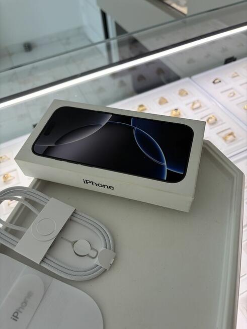 Nowy IPhone 16 pro 128GB