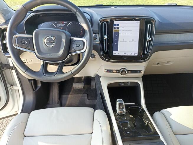 Sprzedam VOLVO XC40 2.0 T5 AWD INSCRIPTION