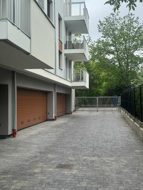 Miejsce parkingowe – garaż, ul. Częstochowska