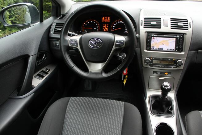 Toyota Avensis 147 KM Benzyna Przebieg 96 tys km Sedan