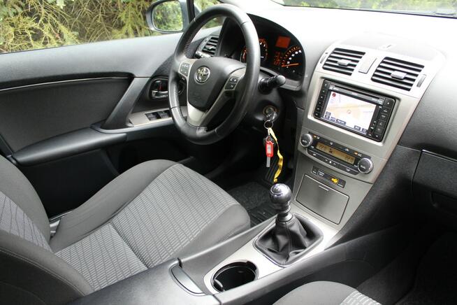 Toyota Avensis 147 KM Benzyna Przebieg 96 tys km Sedan