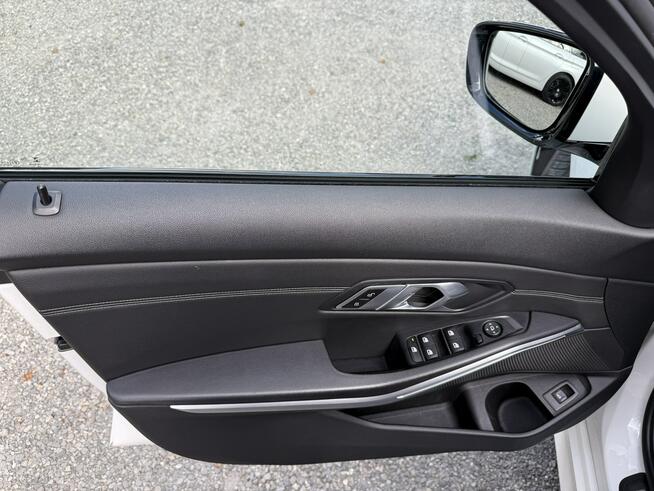 BMW 318 Salon Polska. VAT 23%. Bezwypadkowy. Serwisowany w ASO