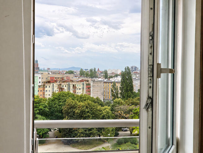 Apartament 3 pok. z panoramą Wrocławia - /garaż