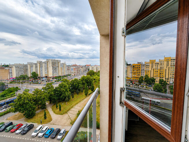 Apartament 3 pok. z panoramą Wrocławia - /garaż