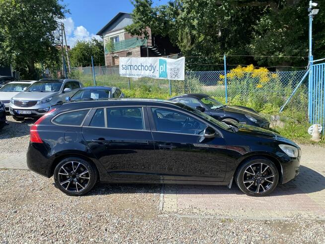 Volvo V60 1.6T4 180 KM bi xenon ledy automat full serwis bezwypadkowy 1.r.gwaran