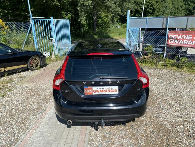 Volvo V60 1.6T4 180 KM bi xenon ledy automat full serwis bezwypadkowy 1.r.gwaran