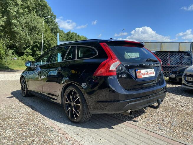 Volvo V60 1.6T4 180 KM bi xenon ledy automat full serwis bezwypadkowy 1.r.gwaran