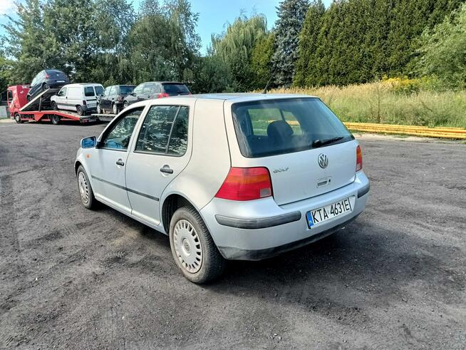 Volkswagen Golf 1.4 98r