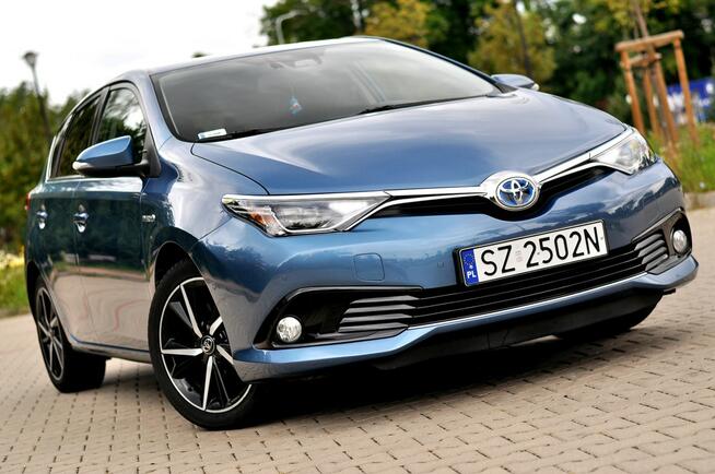 Toyota Auris _1.8 136KM_HYBRID_Full Led_Alkantara_Navi_Full Opcja_