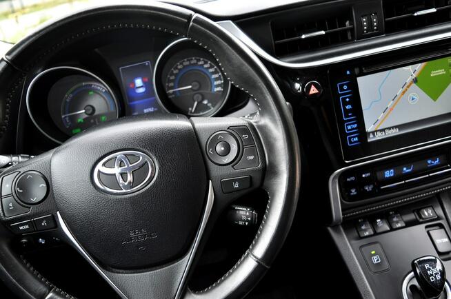 Toyota Auris _1.8 136KM_HYBRID_Full Led_Alkantara_Navi_Full Opcja_