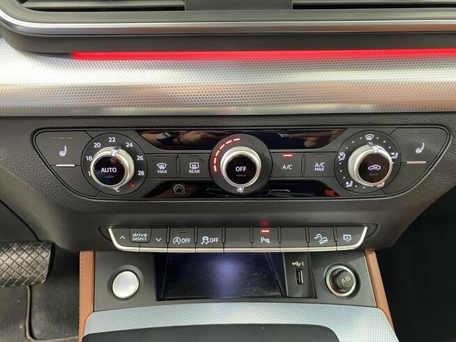 Audi Q5 40 TDI mHEV Quattro S tronic Kombi