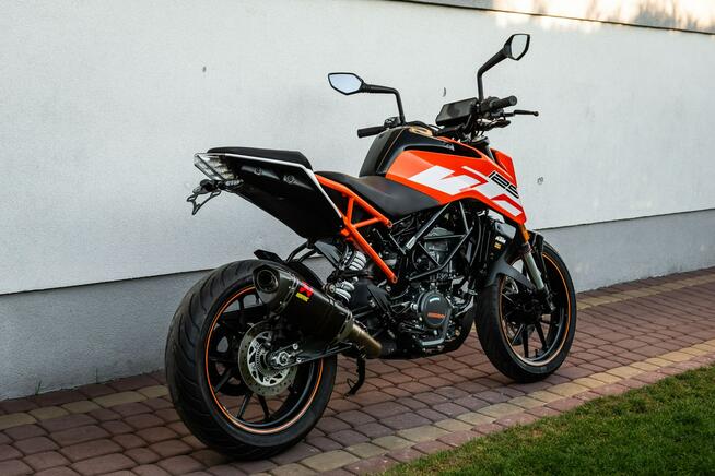 KTM duke 125 R 2018 AKRAPOVIĆ ABS Raty Transport Największy Wybór Moto 125