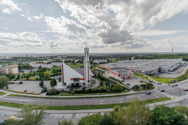 Przestronne 2 pokoje w sercu zielonego osiedla!