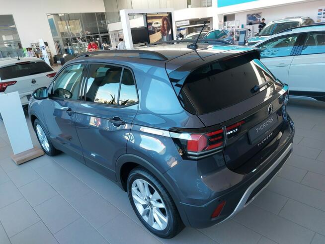Volkswagen T-Cross Life Plus 1.0TSI 95KM manual Pakiet Comfort Ready2Discover