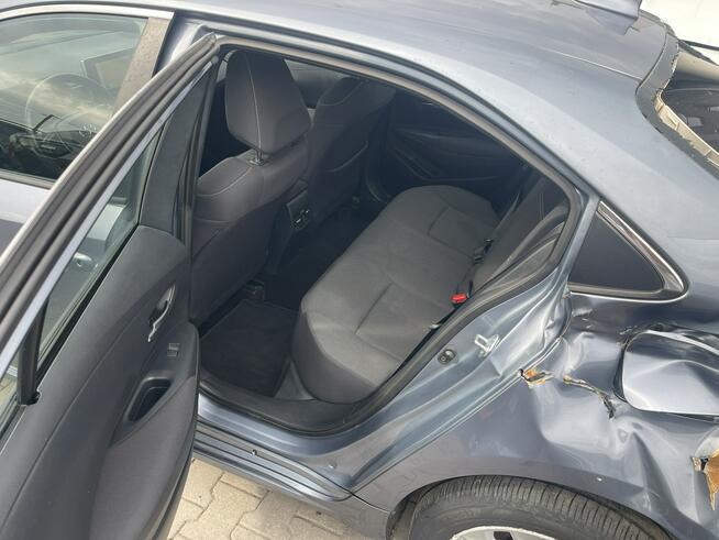 Toyota Corolla Podgrzewanie Kamera Virtual cockpit 125KM