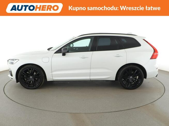 Volvo XC 60 PHEV 4x4 skóry el. fotele z pamięcią panorama navi kamery full LED