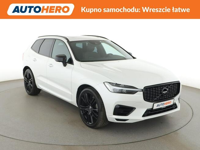 Volvo XC 60 PHEV 4x4 skóry el. fotele z pamięcią panorama navi kamery full LED