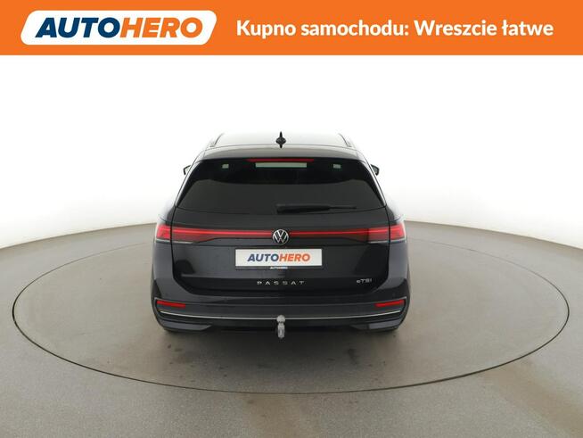 Volkswagen Passat Variant mHEV automat full LED virtual cocpit el. sterowanie i grzane fotele na