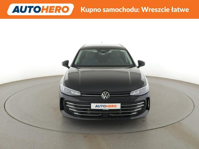Volkswagen Passat Variant mHEV automat full LED virtual cocpit el. sterowanie i grzane fotele na