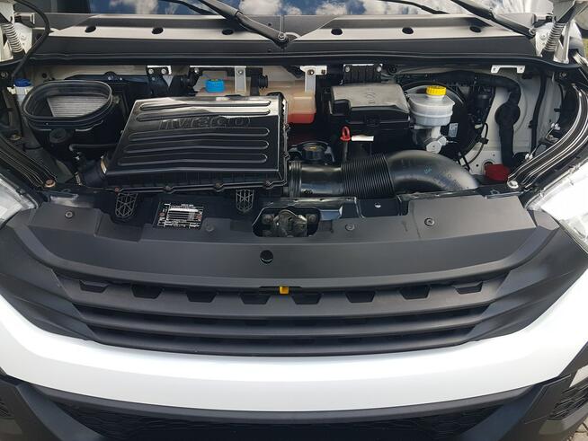 Iveco Daily CHŁODNIA IZOTERMA AGREGAT THERMO KING V-200 MAX GRZANIE 7EP KLIMA