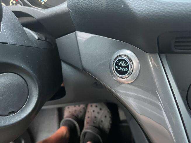 Titanium 1.6 diesel Nawigaja kamera Tempomat Klima Alu felg