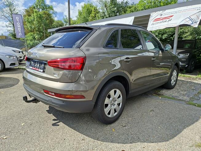 Audi Q3 Klimatronic 2-stref, Podgrz. fotele, Hak, Bi-Xenon, PDC, 2 kpl. kół