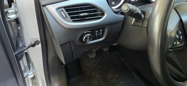 Opel Astra ZOBACZ OPIS !! W podanej cenie roczna gwarancja