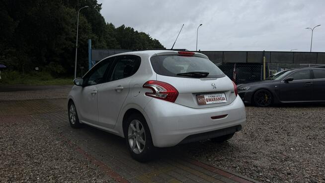 Peugeot 208 1.2 vti 82 KM panorama klima Navi tablet podg.fotele zamiana 1.r.gwara