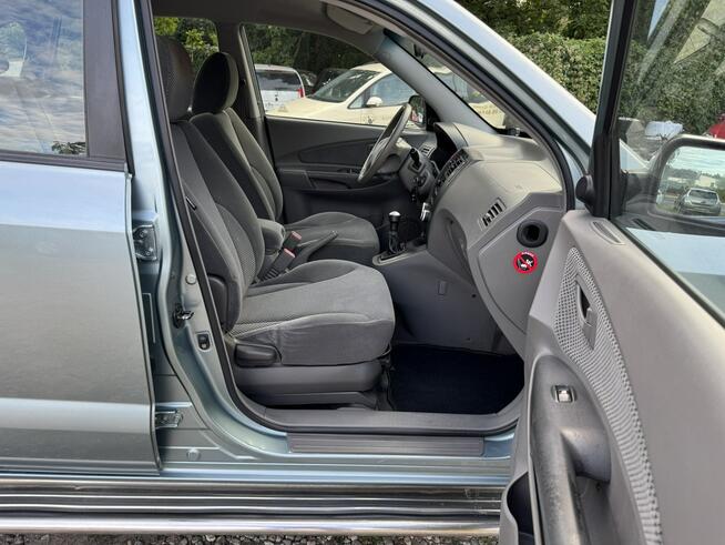 Hyundai Tucson 2.0DOHC-16V-141KM-2WD-Bezwypadkowy-2-Właściciel-Klimatyzacja-PDC